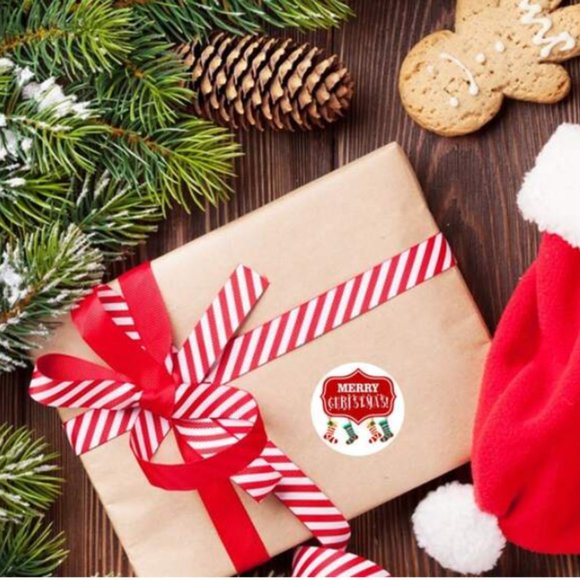 Christmas “Merry Christmas” Sticker Roll – 500 Count! - Picture 3 of 3